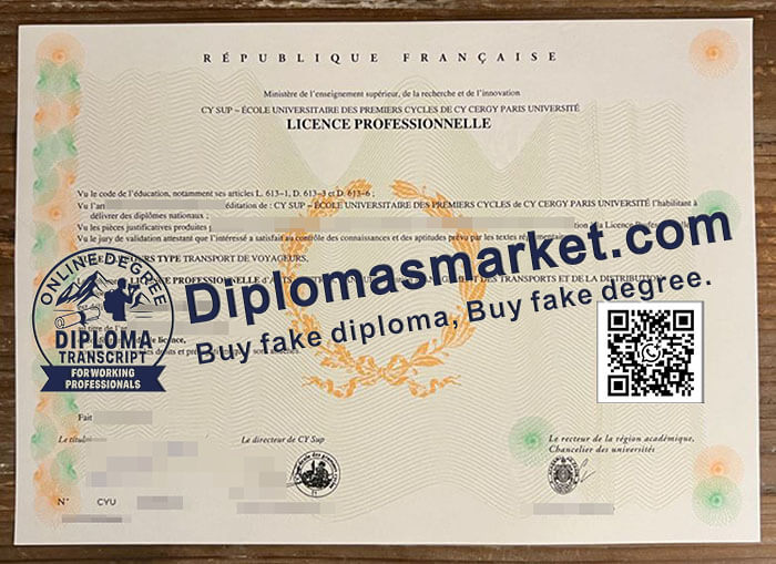 CY Cergy Paris Université diploma